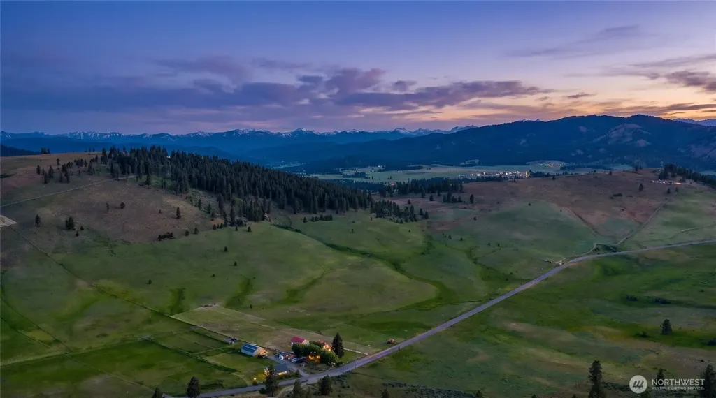 1371 Bettas Road Cle Elum WA 98926