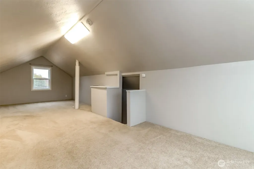 5225 Mcdacer Avenue Tacoma WA 98404