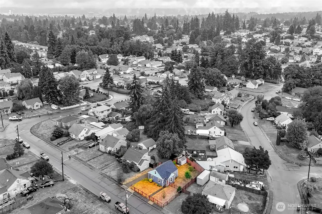 5225 Mcdacer Avenue Tacoma WA 98404