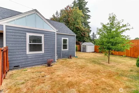 5225 Mcdacer Avenue Tacoma WA 98404