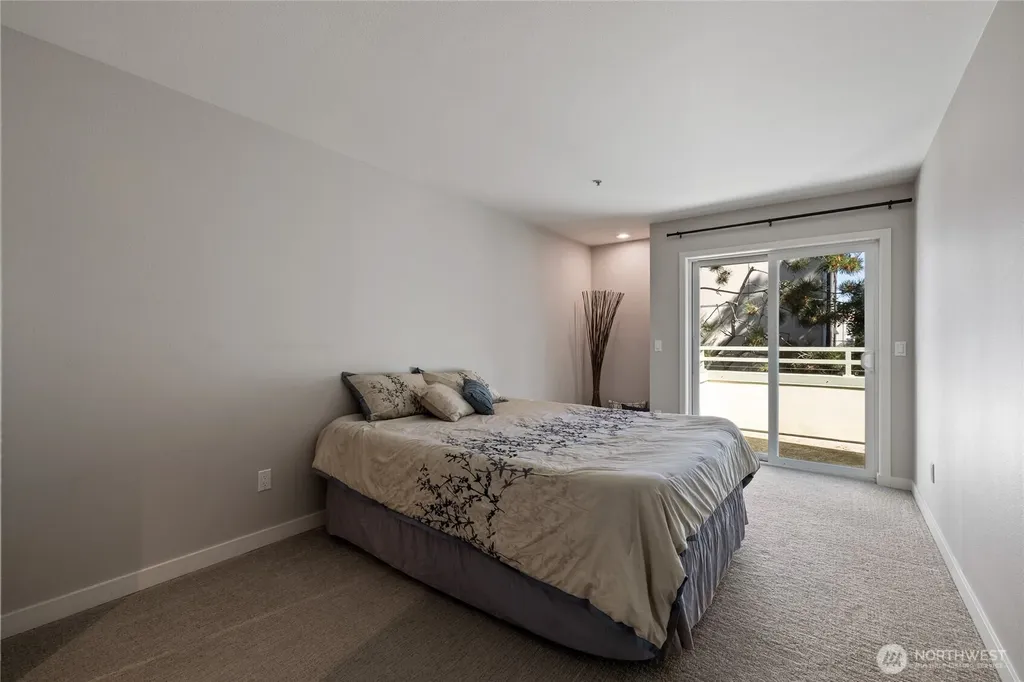 6300 32nd Avenue NW Seattle WA 98107