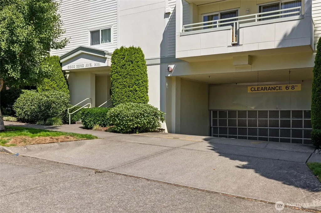 6300 32nd Avenue NW Seattle WA 98107