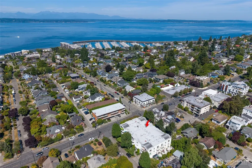 6300 32nd Avenue NW Seattle WA 98107