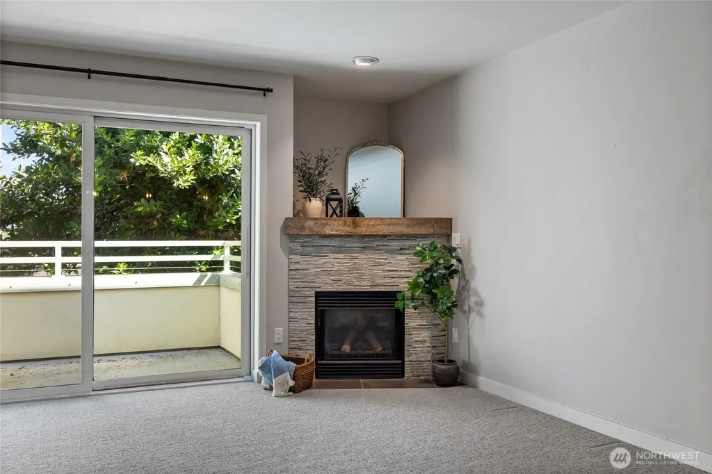 6300 32nd Avenue NW Seattle WA 98107