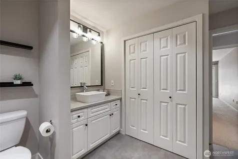 6300 32nd Avenue NW Seattle WA 98107