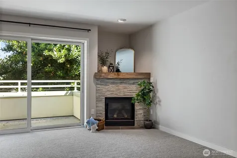 6300 32nd Avenue NW Seattle WA 98107