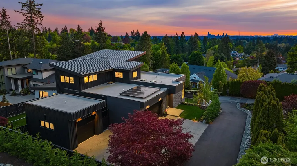 1032 89th Avenue NE Bellevue WA 98004