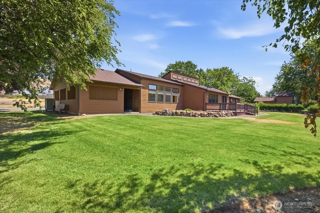 4711 Maple Avenue Yakima WA 98901