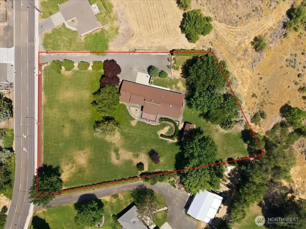 4711 Maple Avenue Yakima WA 98901