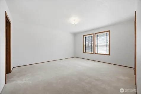 4711 Maple Avenue Yakima WA 98901