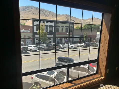 105 N Emerson Street Chelan WA 98816