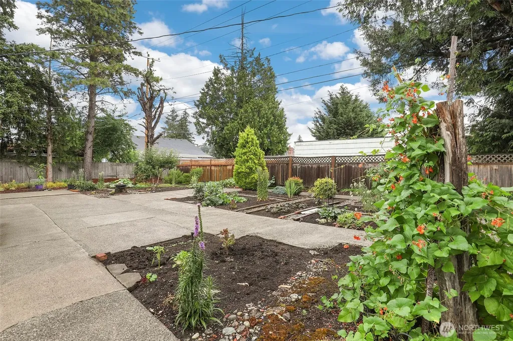 6615 S Huson Street Tacoma WA 98409