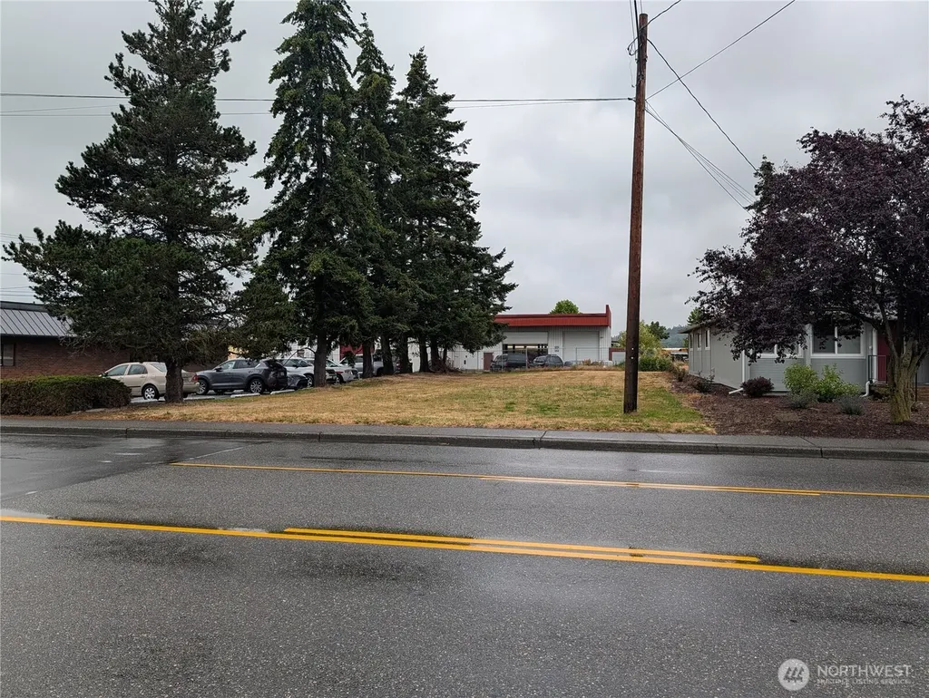 9115 271st Street NW Stanwood WA 98292