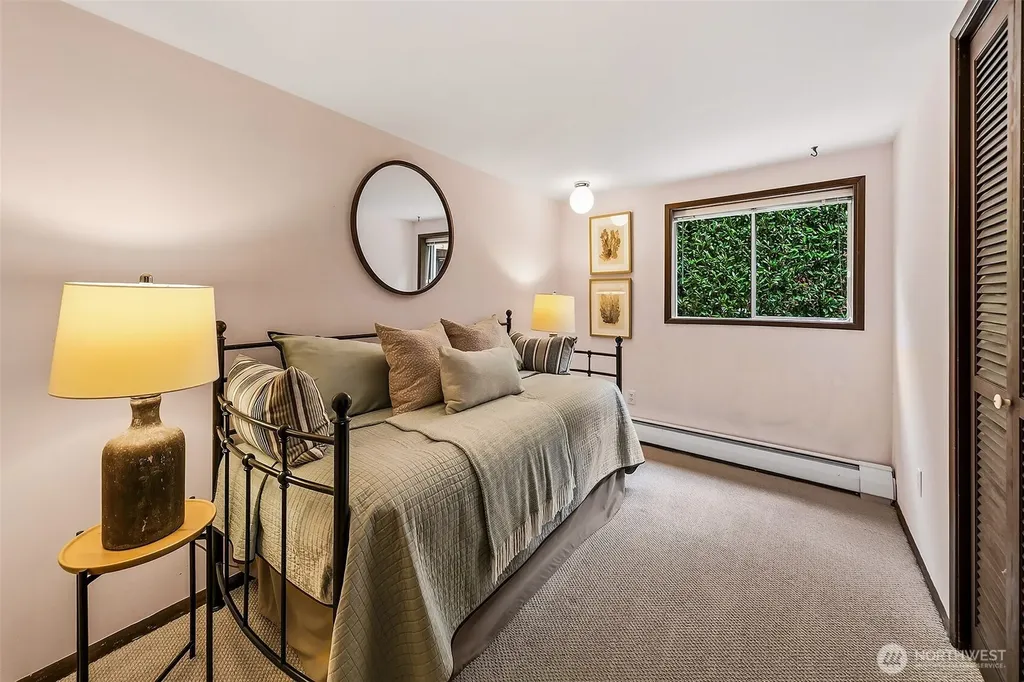 5201 NE 43rd Avenue Seattle WA 98105