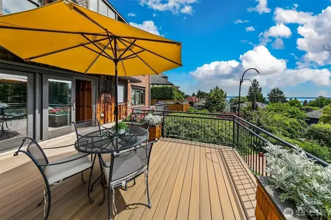 5201 NE 43rd Avenue Seattle WA 98105