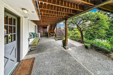 5201 NE 43rd Avenue Seattle WA 98105