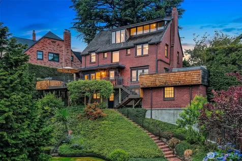5201 NE 43rd Avenue Seattle WA 98105