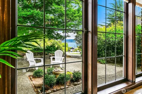 5201 NE 43rd Avenue Seattle WA 98105
