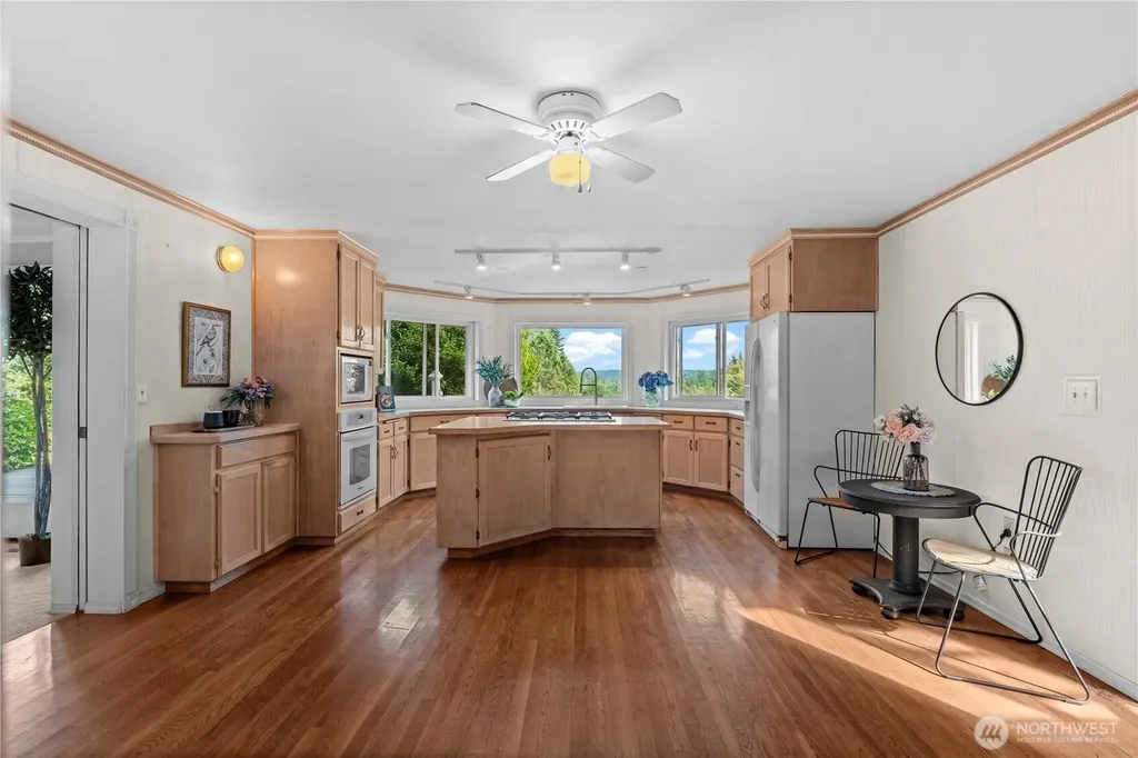 2594 NE William E Sutton Road Bremerton WA 98311