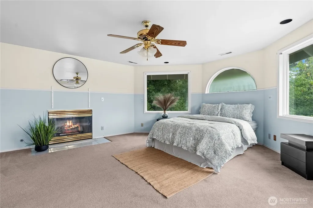 2594 NE William E Sutton Road Bremerton WA 98311