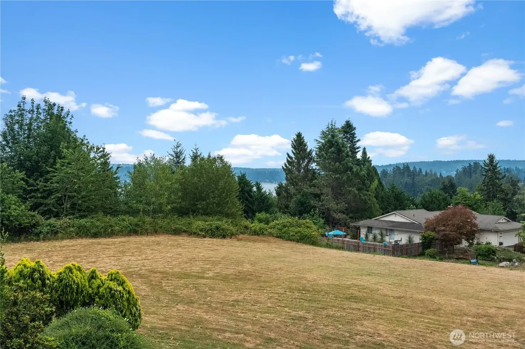 2594 NE William E Sutton Road Bremerton WA 98311