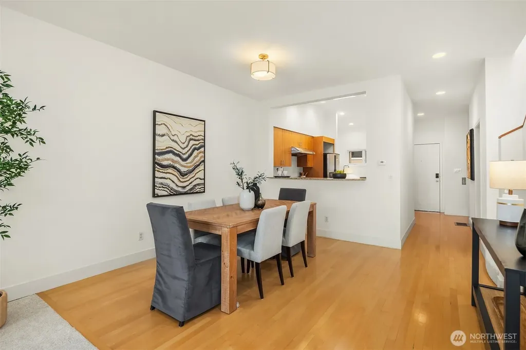 80 E Roanoke Street Seattle WA 98102