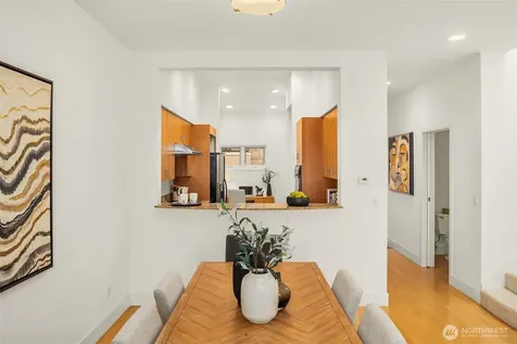 80 E Roanoke Street Seattle WA 98102