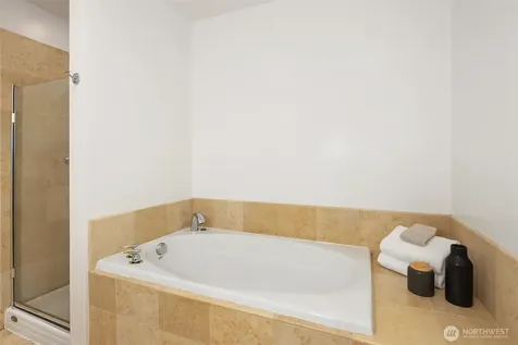 80 E Roanoke Street Seattle WA 98102
