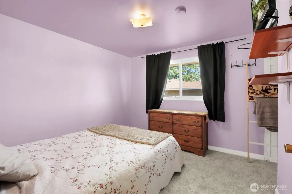1727 S Monroe Street Moses Lake WA 98837