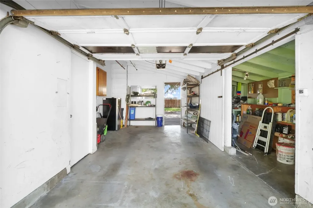 1727 S Monroe Street Moses Lake WA 98837