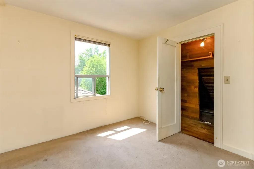7015 12th Avenue SW Seattle WA 98106