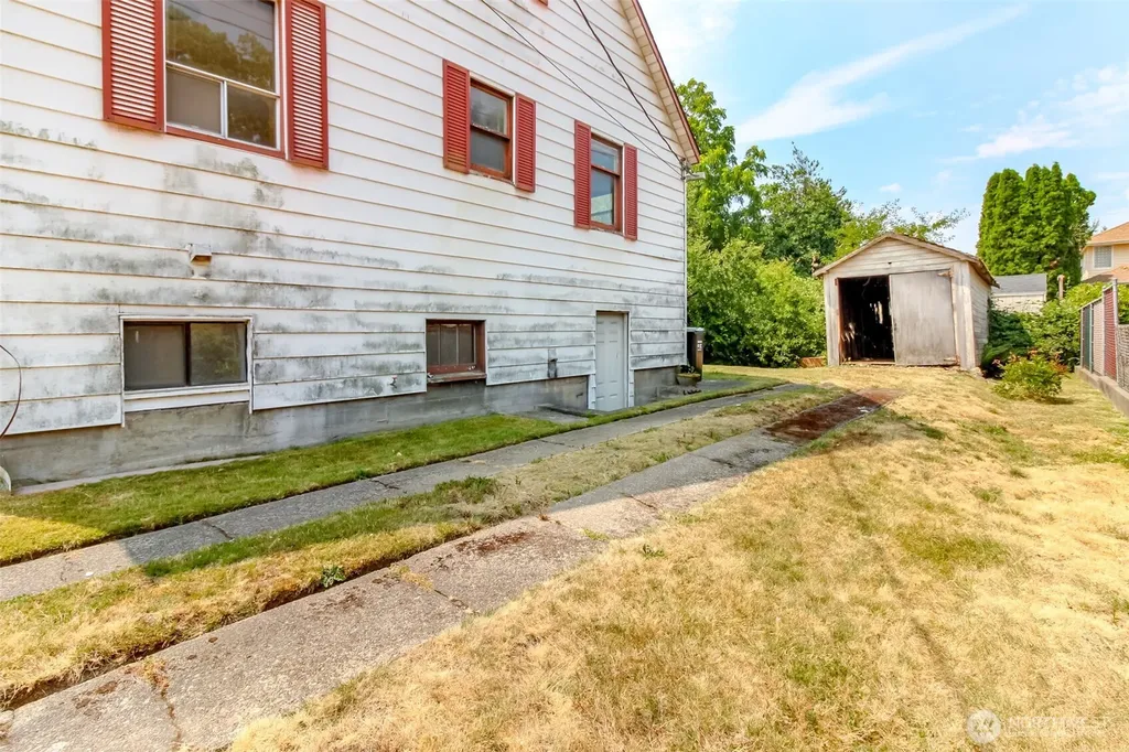 7015 12th Avenue SW Seattle WA 98106