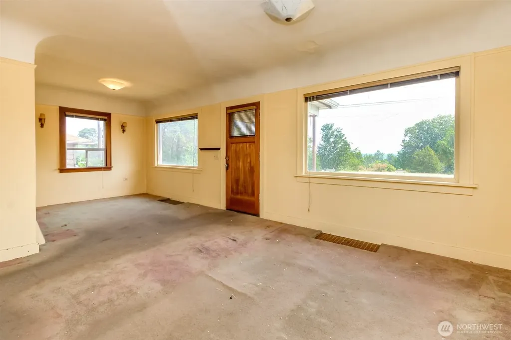 7015 12th Avenue SW Seattle WA 98106