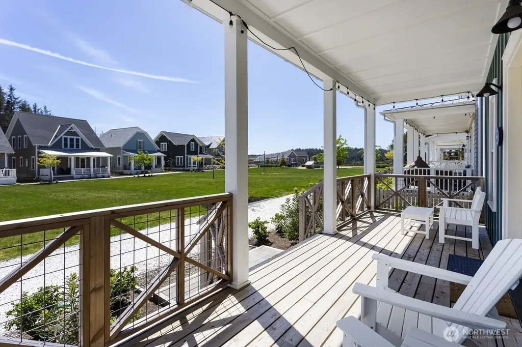 44 Horseshoe Lane Pacific Beach WA 98571