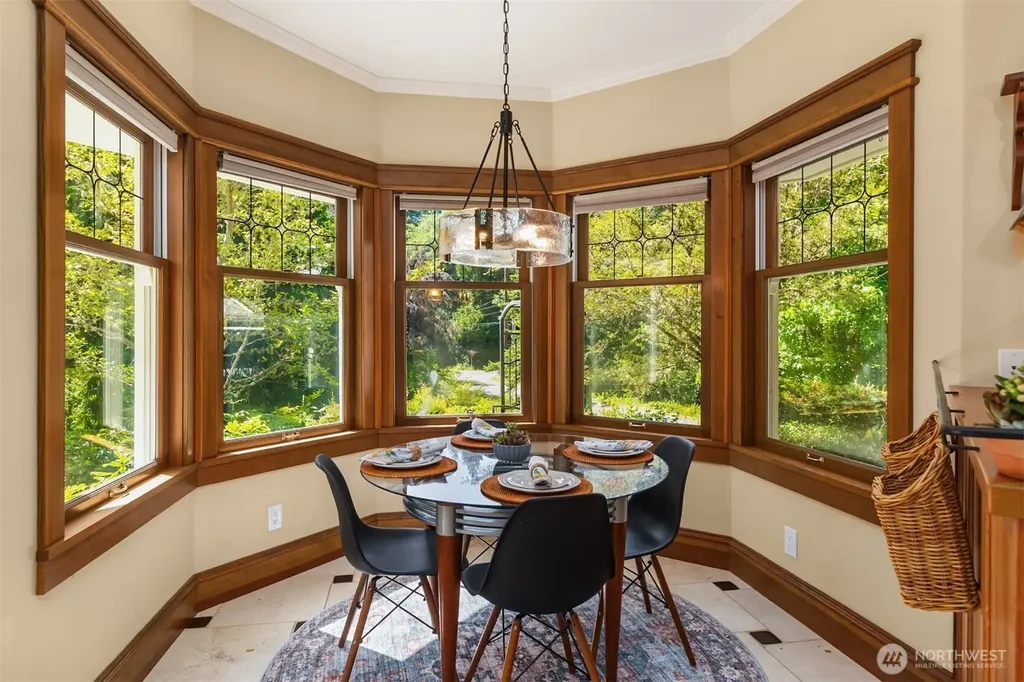 7205 NE Dolphin Drive Bainbridge Island WA 98110