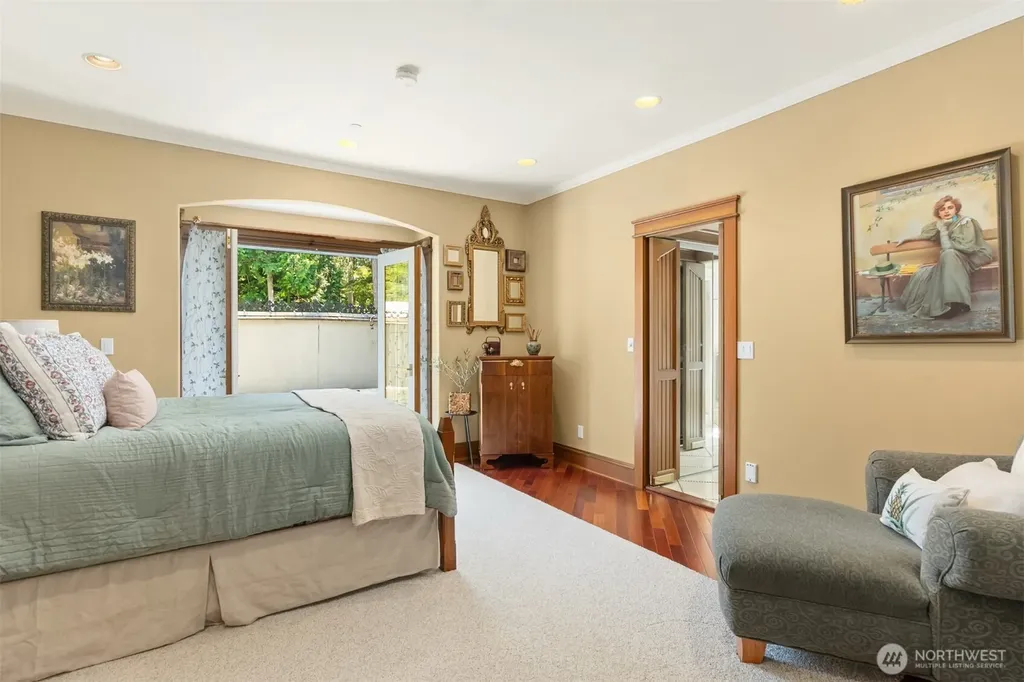 7205 NE Dolphin Drive Bainbridge Island WA 98110