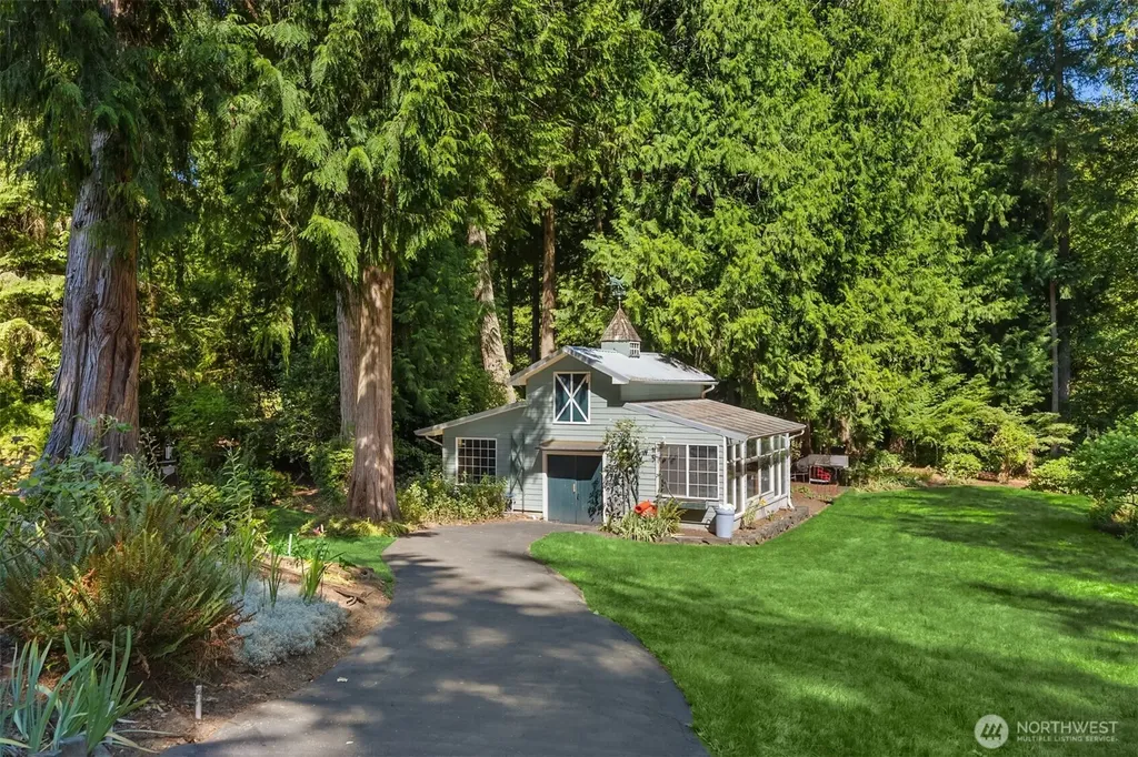 7205 NE Dolphin Drive Bainbridge Island WA 98110