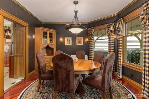 7205 NE Dolphin Drive Bainbridge Island WA 98110