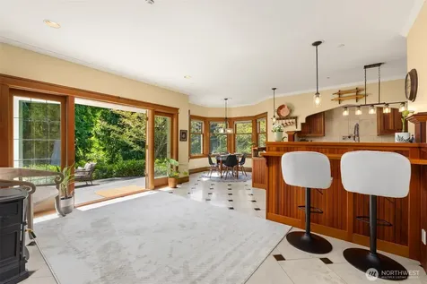 7205 NE Dolphin Drive Bainbridge Island WA 98110