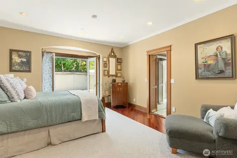 7205 NE Dolphin Drive Bainbridge Island WA 98110