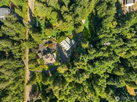 7205 NE Dolphin Drive Bainbridge Island WA 98110