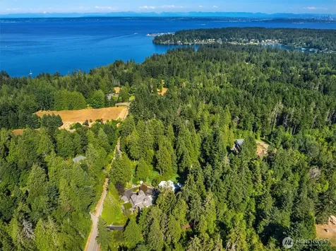 7205 NE Dolphin Drive Bainbridge Island WA 98110