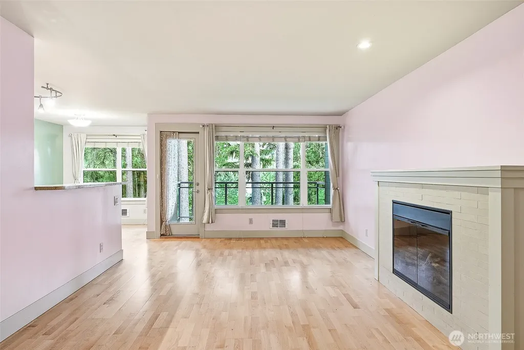 22910 90th Avenue W Edmonds WA 98026