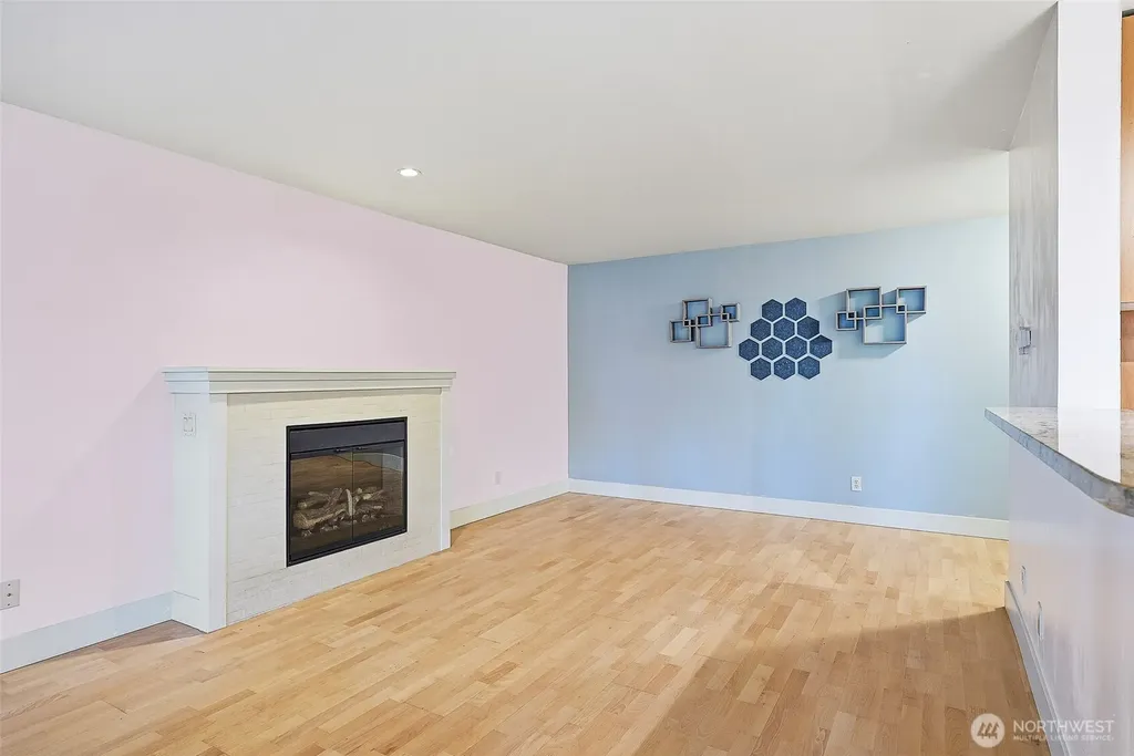 22910 90th Avenue W Edmonds WA 98026