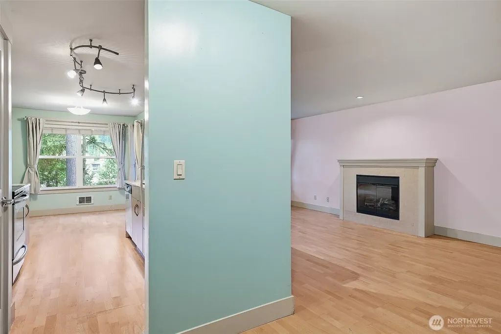 22910 90th Avenue W Edmonds WA 98026
