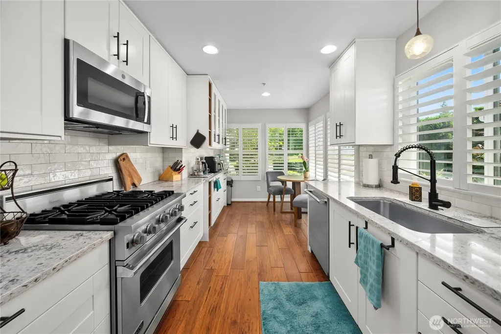 5909 Panorama Drive SE Auburn WA 98092