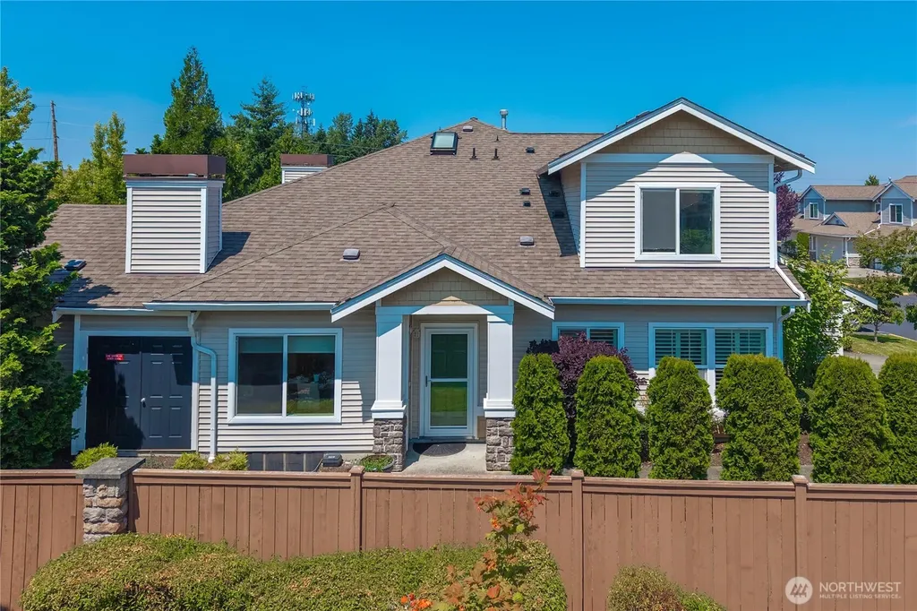 5909 Panorama Drive SE Auburn WA 98092