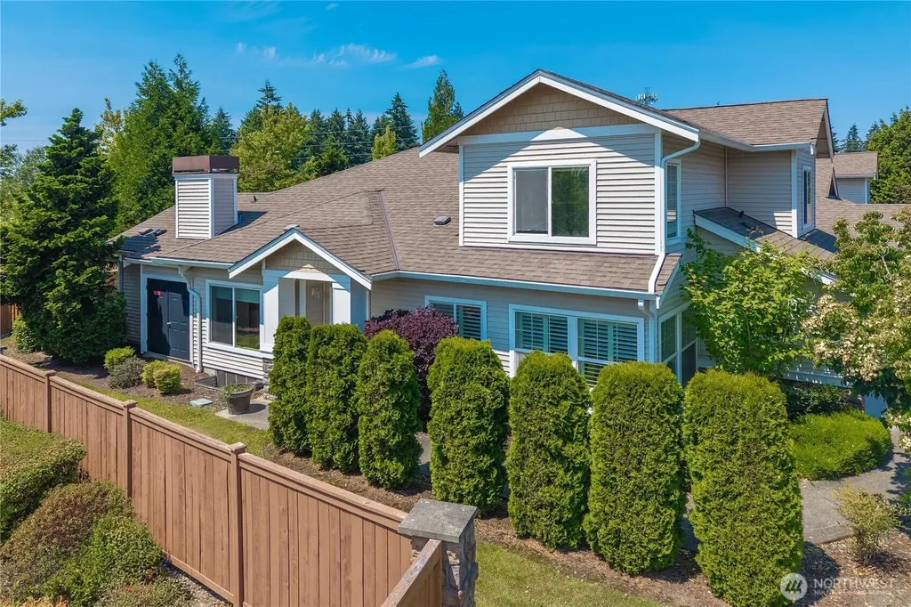 5909 Panorama Drive SE Auburn WA 98092