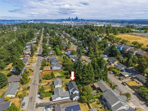 5948 18 Avenue SW Seattle WA 98106