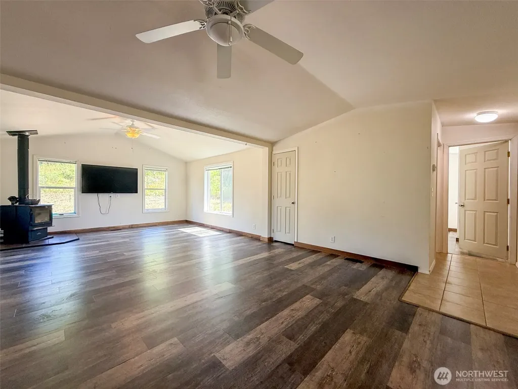87 Canyon Creek Road Oroville WA 98844